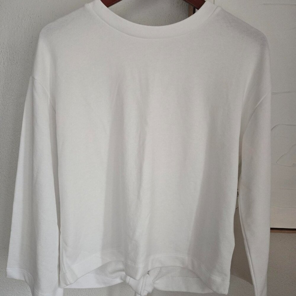 NWT GAP Women's Sweatshirt